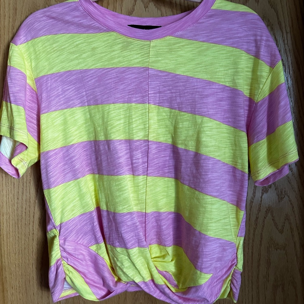 Sanctuary T-shirt size medium